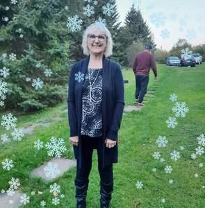 Meet your Posher, Suzanne